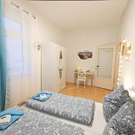 Urlaubsmagie - 5 Fussminuten Zur Elbe, Garten, Pool - R2 Apartment Rathmannsdorf