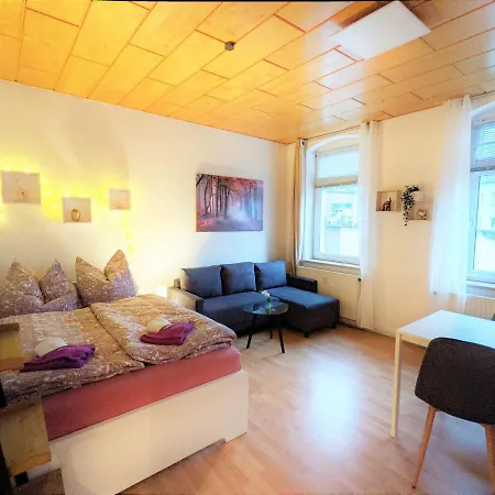 Apartment Urlaubsmagie - 5 Fussminuten Zur Elbe, Garten, Pool - R2