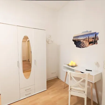 Apartment Urlaubsmagie - 5 Fussminuten Zur Elbe, Garten, Pool - R2 Rathmannsdorf