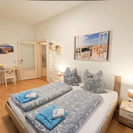 Apartment Urlaubsmagie - 5 Fussminuten Zur Elbe, Garten, Pool - R2 Rathmannsdorf